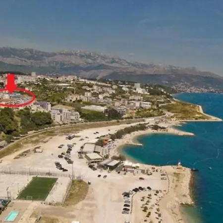 Spacious With Balcony, Close To The Znjan Apartamento *