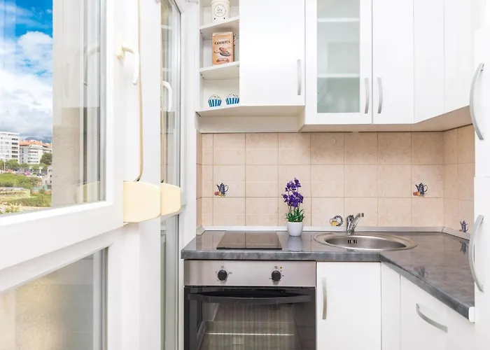 Appartamento Spacious With Balcony, Close To The Znjan Spalato