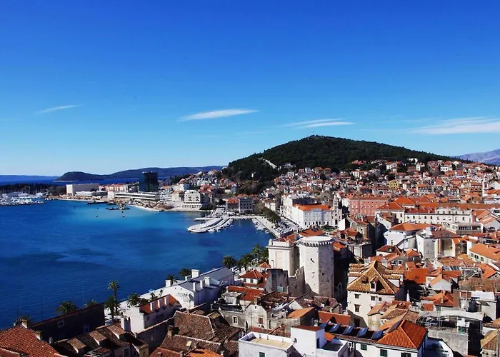 Appartamento Spacious With Balcony, Close To The Znjan Spalato